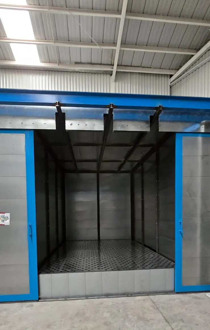 Interior de una cabina del sistema Comby
